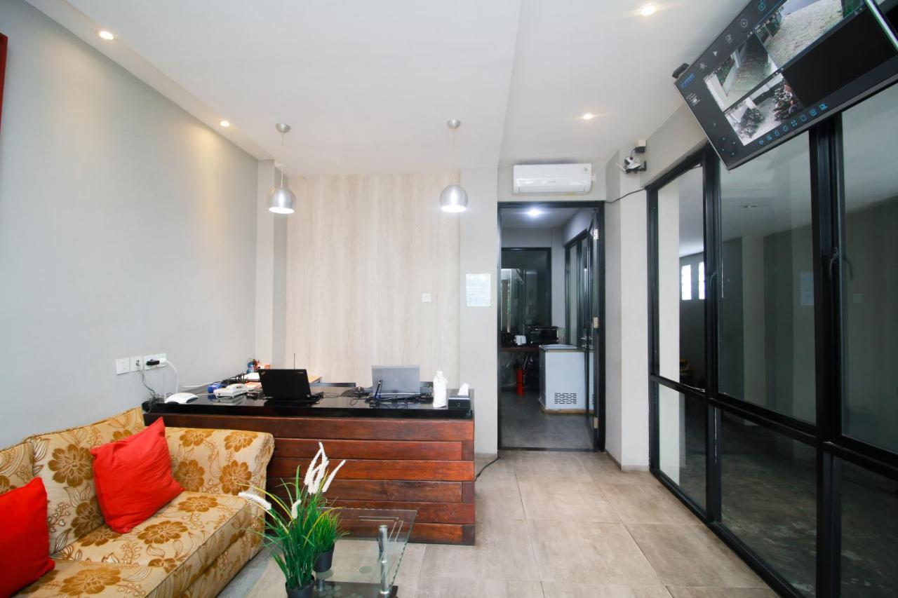 Bale Resident Hostel Jakarta Buitenkant foto