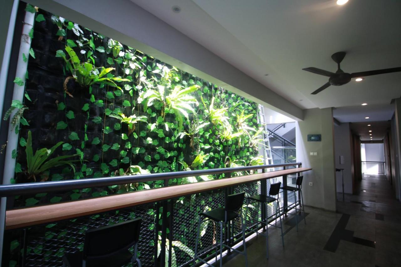Bale Resident Hostel Jakarta Buitenkant foto