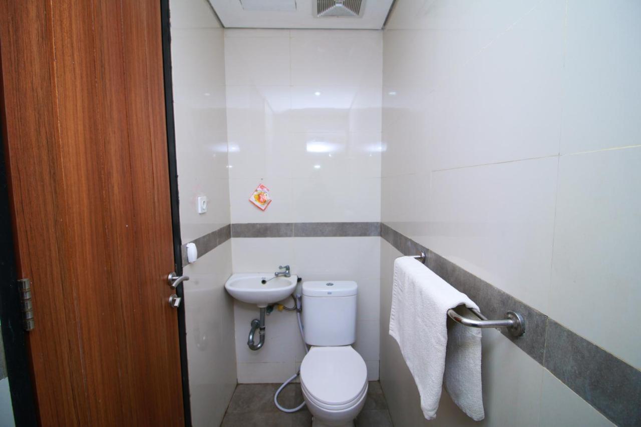 Bale Resident Hostel Jakarta Buitenkant foto