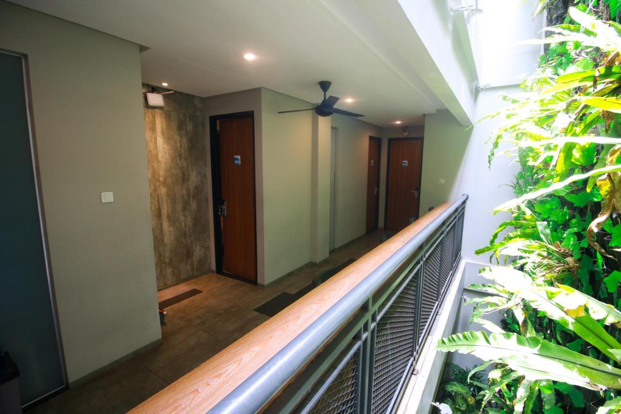 Bale Resident Hostel Jakarta Buitenkant foto