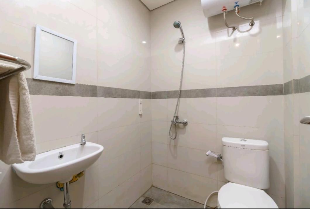 Bale Resident Hostel Jakarta Buitenkant foto